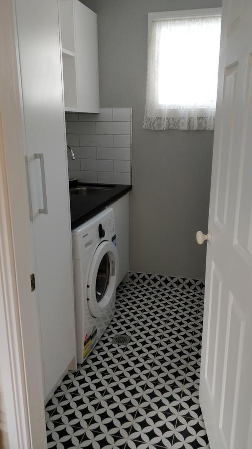 Laurel House Apartment Спрингуд Екстериор снимка